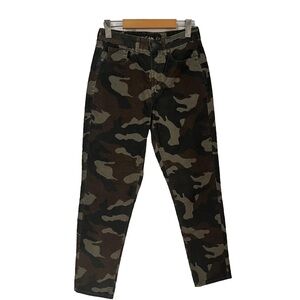 American eagle courdroy camo pants size 2 regular